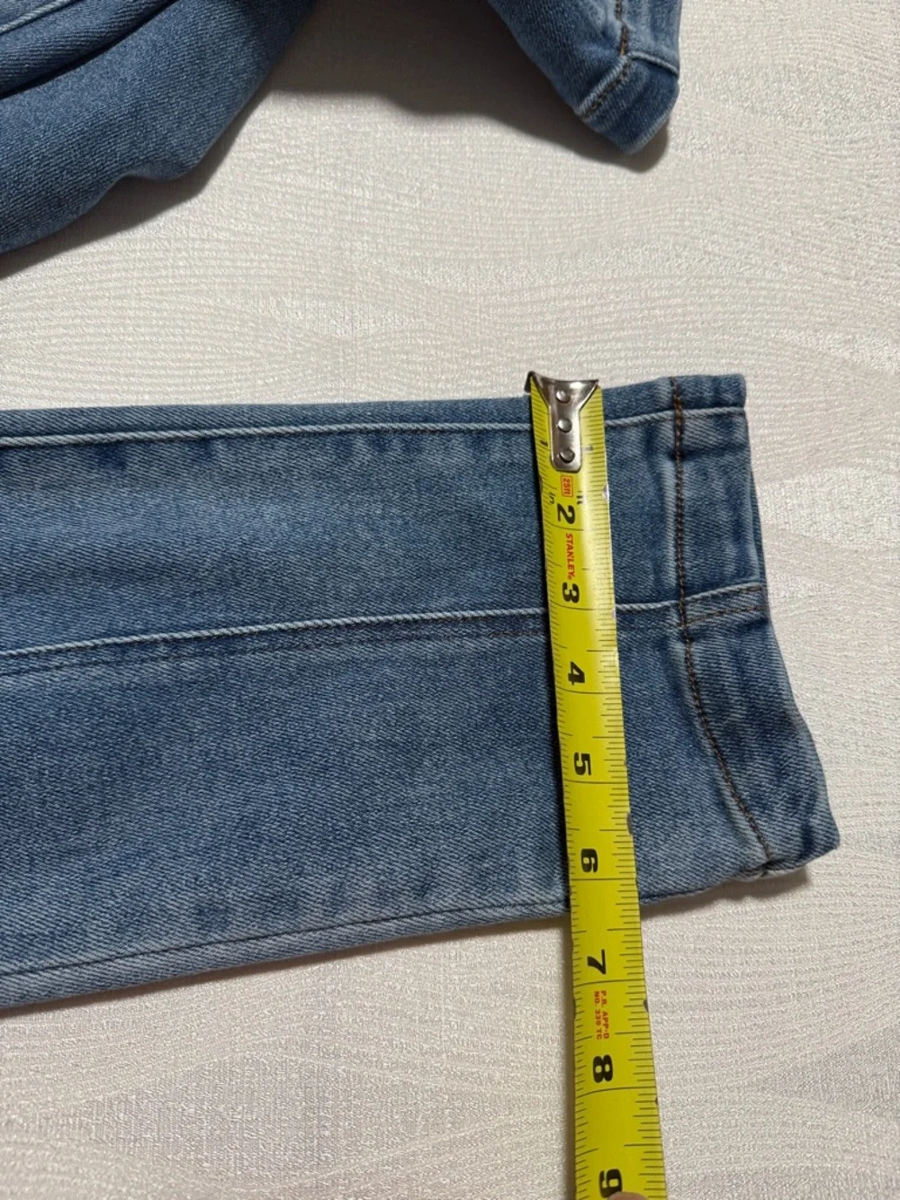 RISEN los ángeles High-Waist Paperbag Blue Jeans with Tie Belt - Women. - Picture 8 of 16